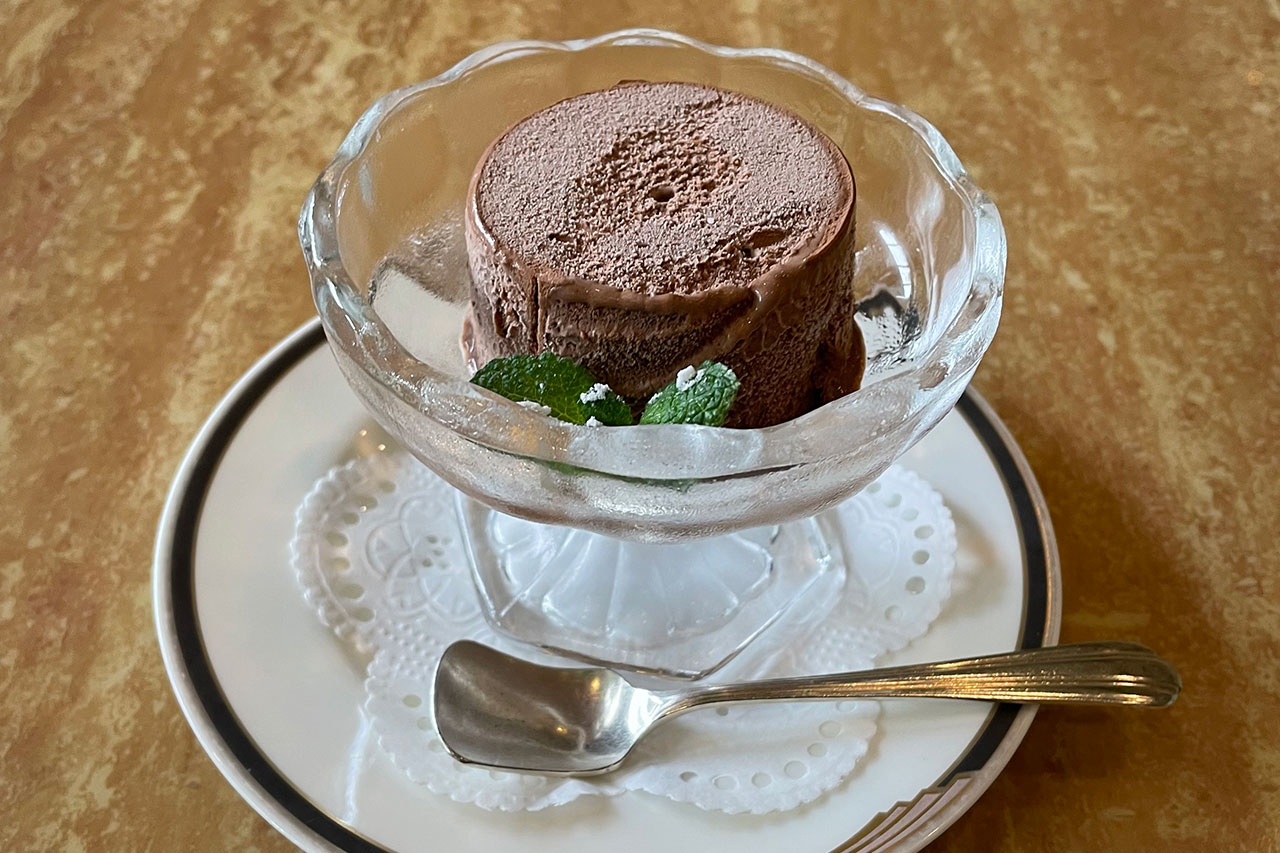 GODIVA